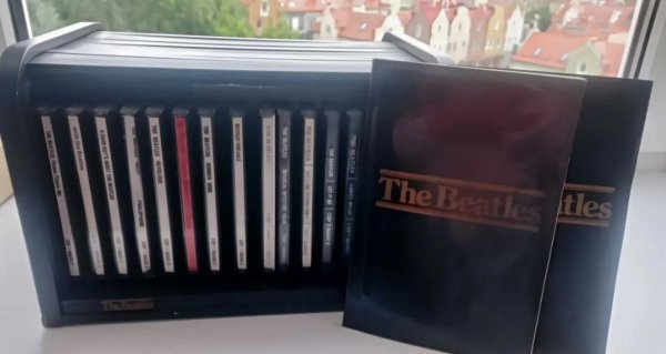 ������ ��������� CD The Beatles ����� � ������
