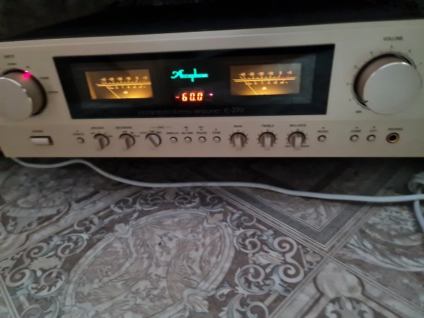  ��������� Accuphase E-270 