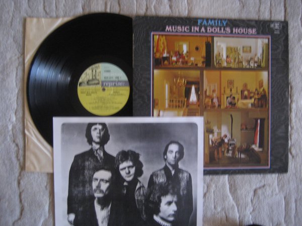 FAMILY -  MUSIC IN A DOLL,S HOUSE UK ORIG LP INS EX/NM