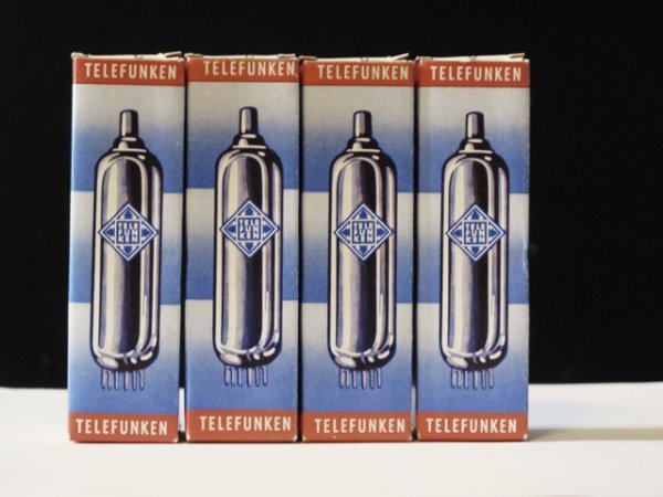 ECF82 Telefunken