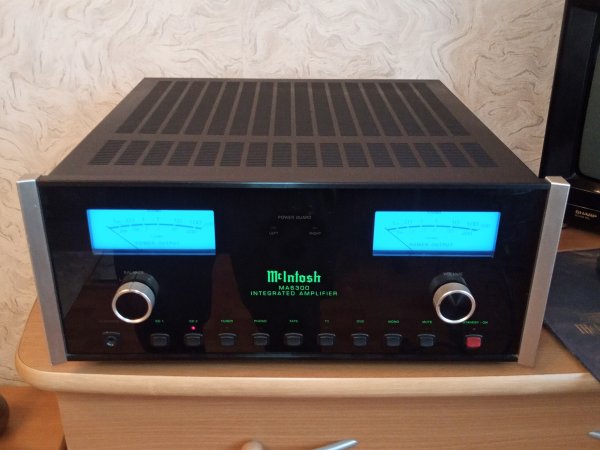 ������������ ��������� McIntosh MA6300