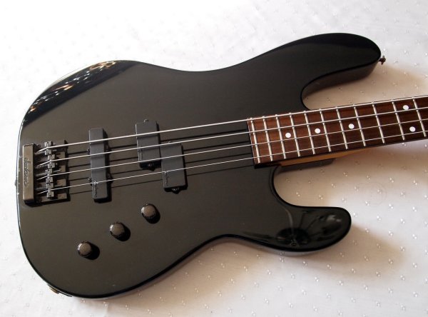 ��������� ���-������ Charvel Model 2B Japan