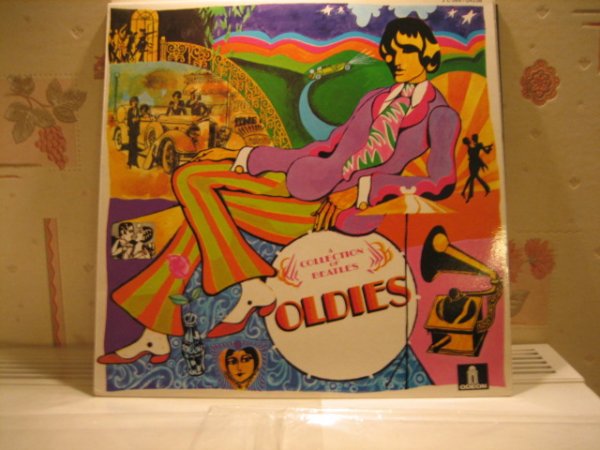 A COLLECTION OF BEATLES OLDIES A COLLECTION OF BEATLES OLDIES